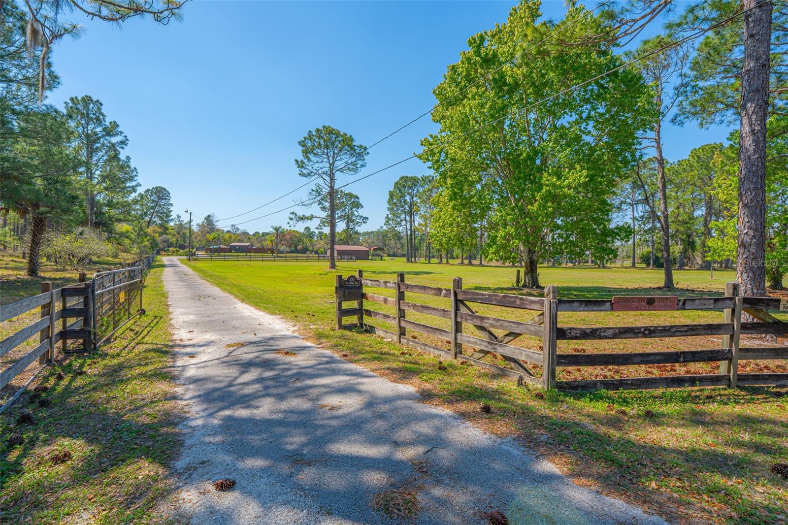 100 Wild Horse Run, FL