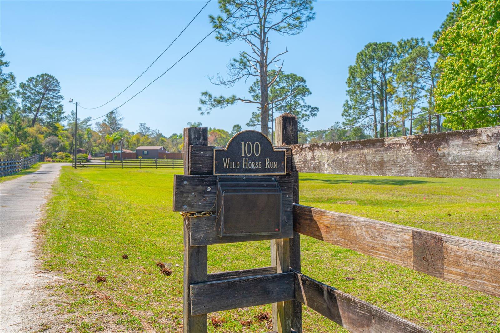 100 Wild Horse Run, FL