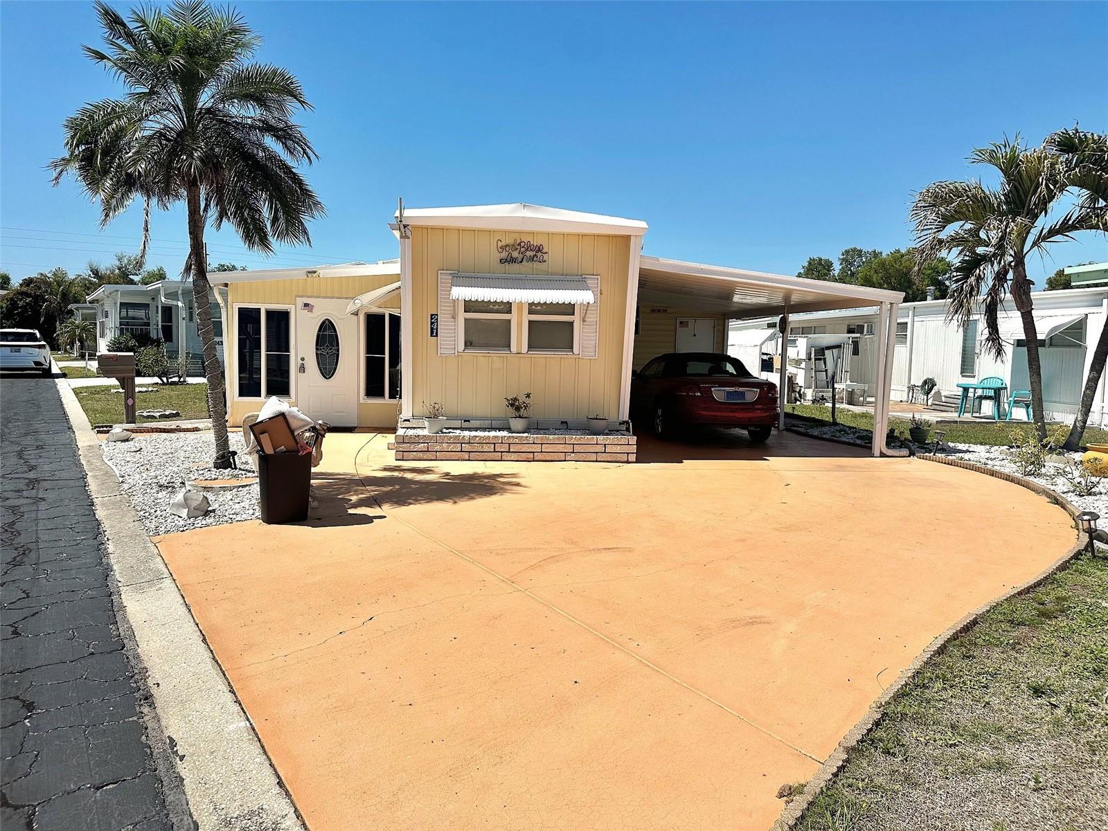 8300 Seminole Boulevard, FL