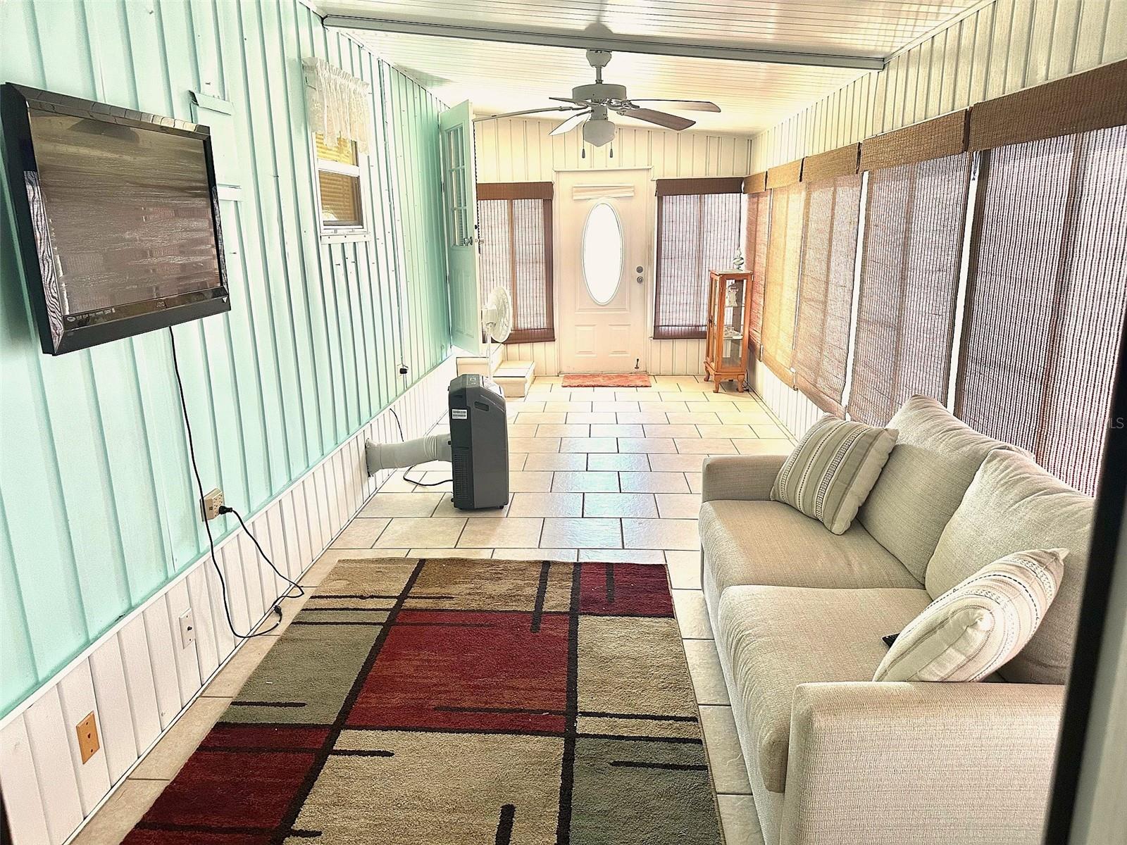 8300 Seminole Boulevard, FL