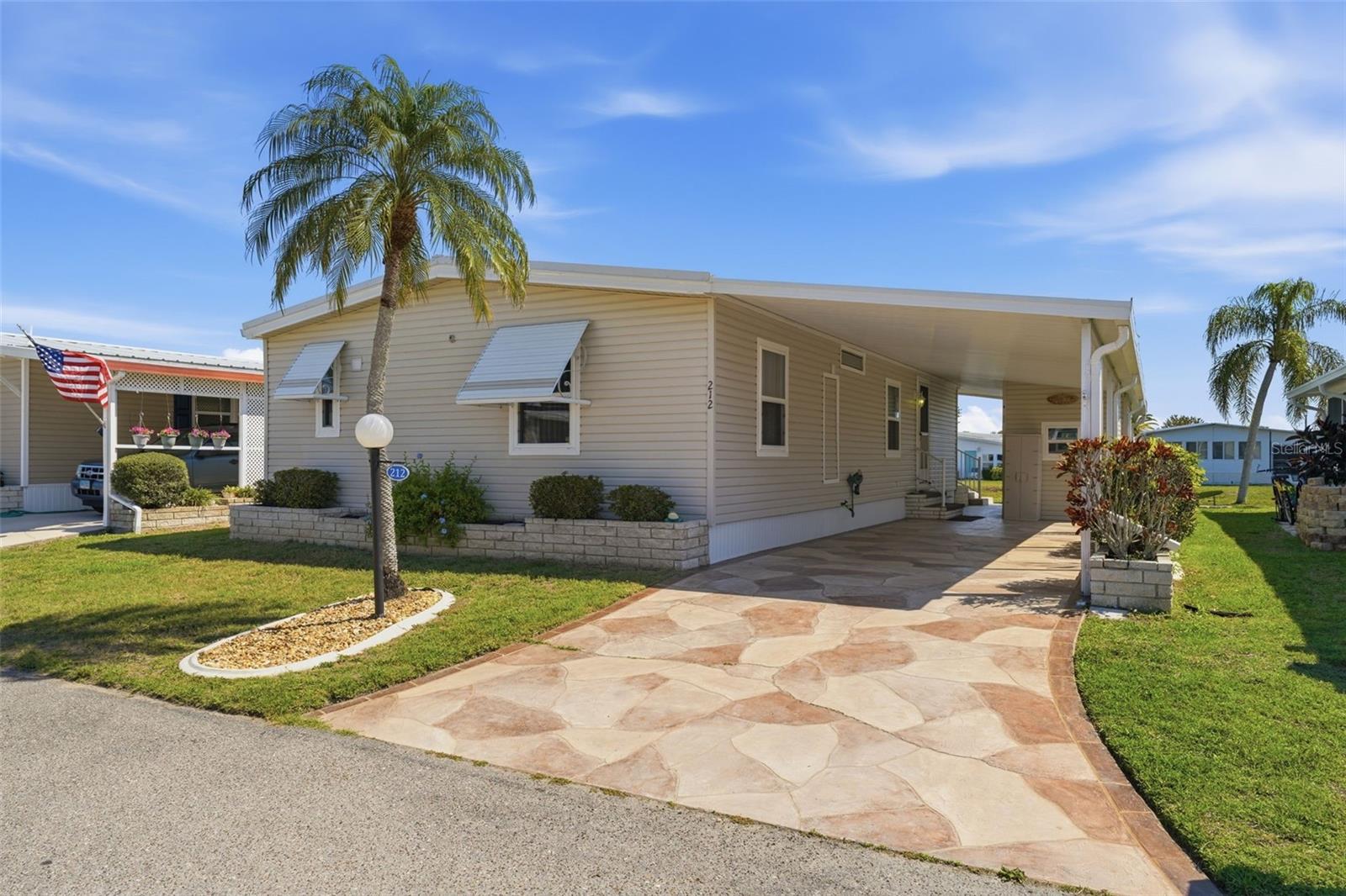 212 Martinique Rd, FL