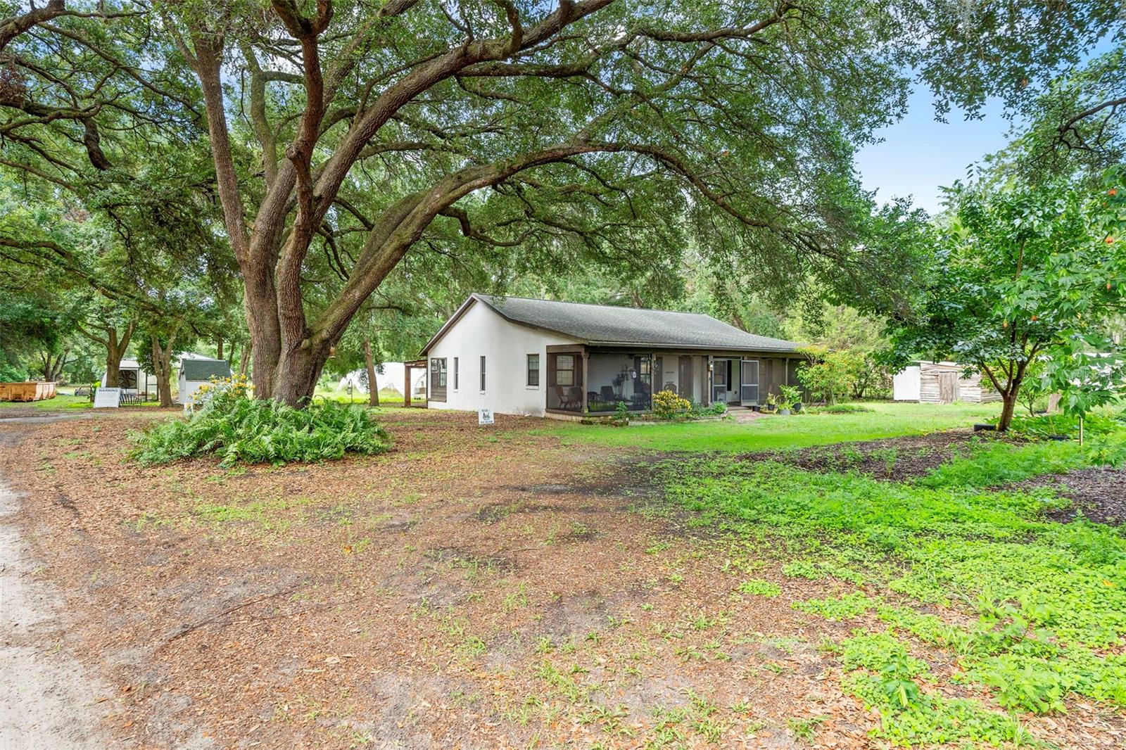 2026 Lewis Rd, FL
