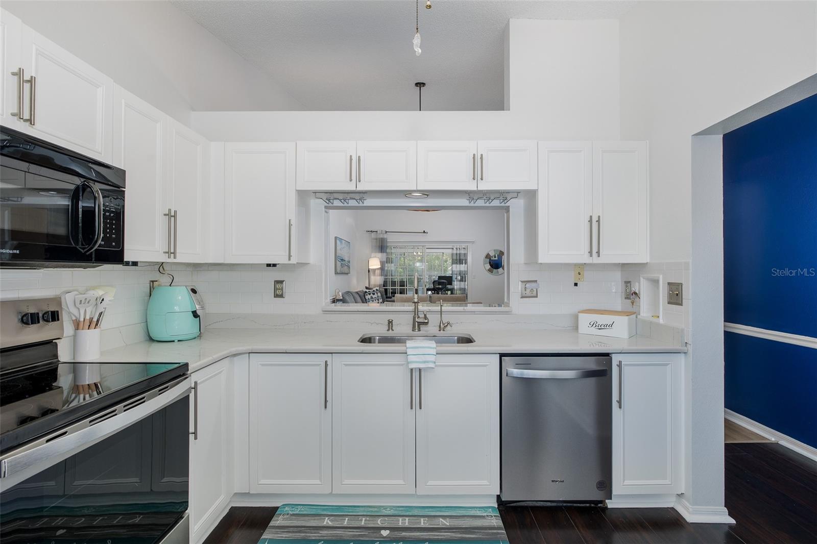 2155 Elm Street, FL