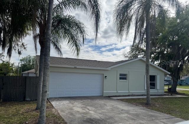 420 Albatross Ct, FL