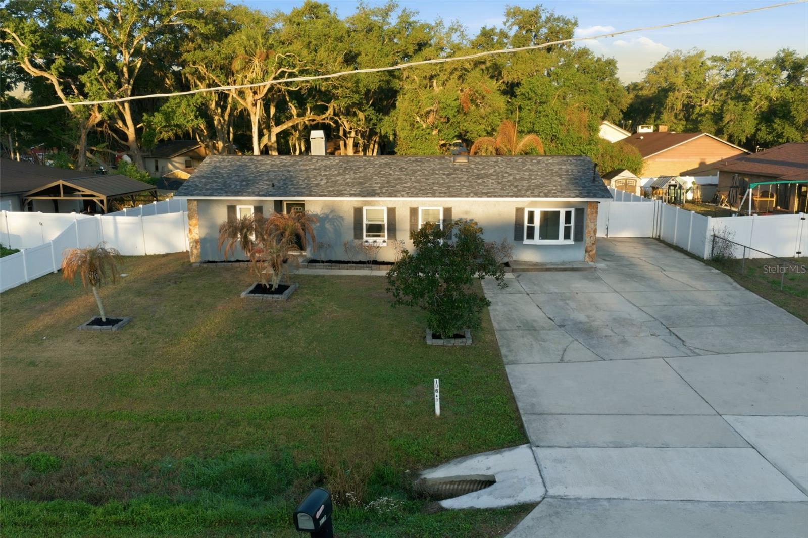 7403 Providence Rd, FL