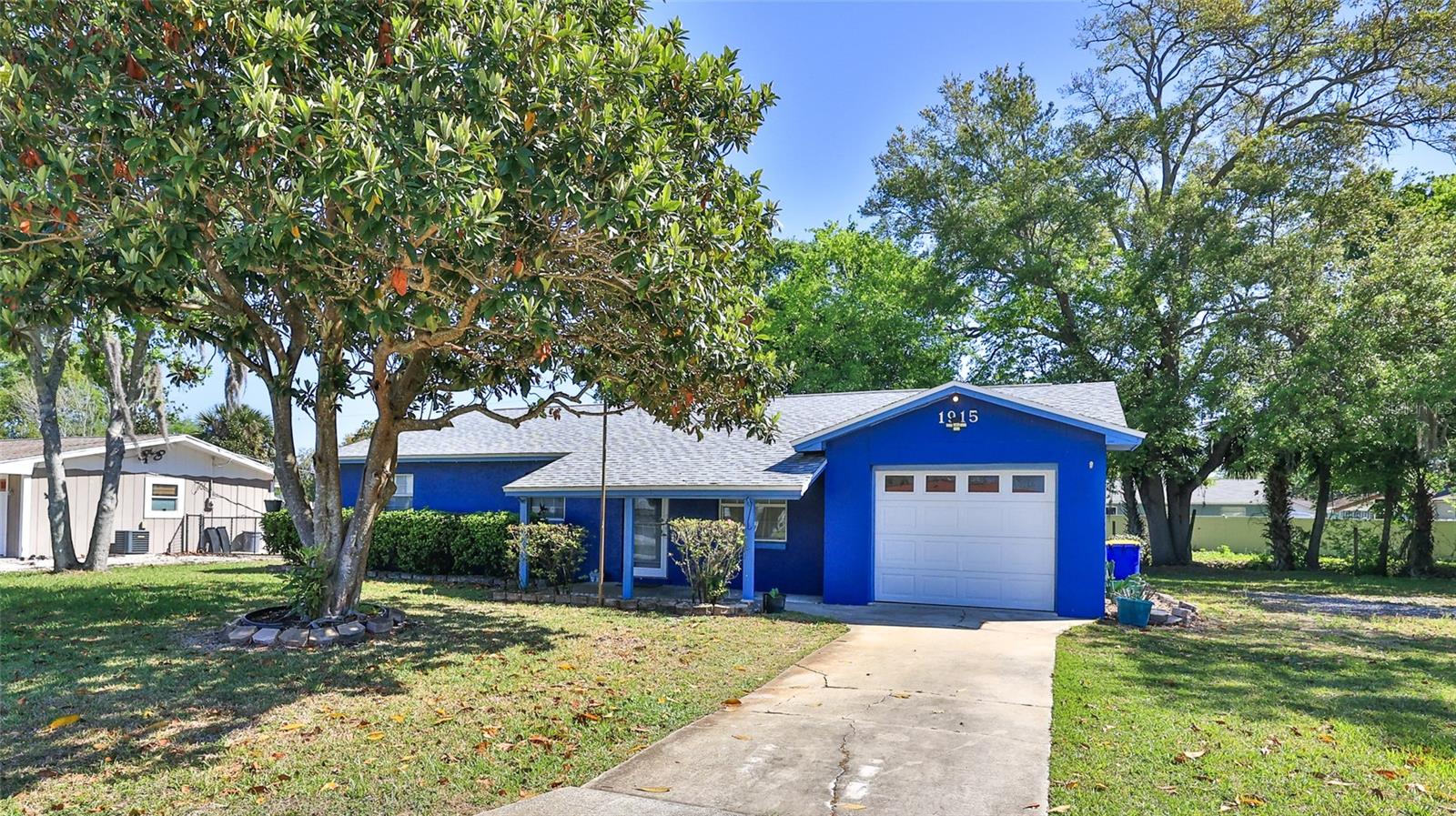 1915 Umbrella Tree Dr, FL