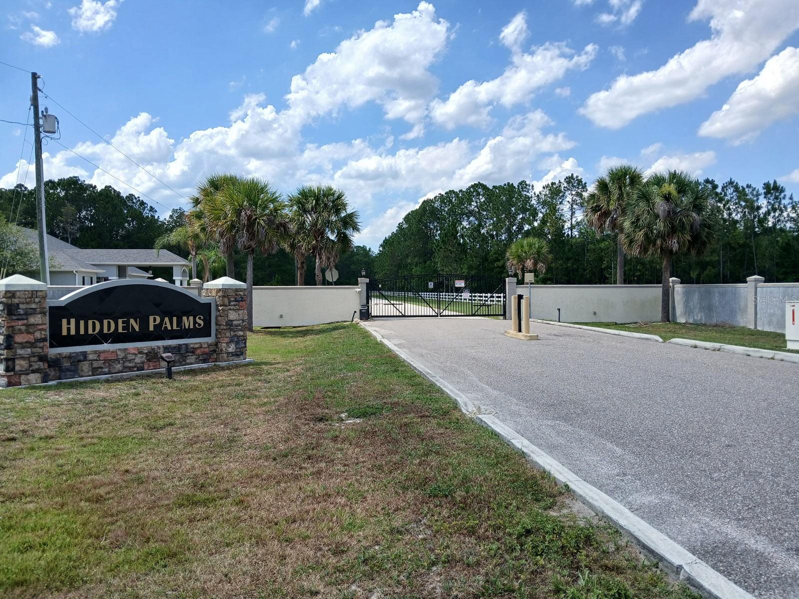 1102 Hidden Palms Drive, FL