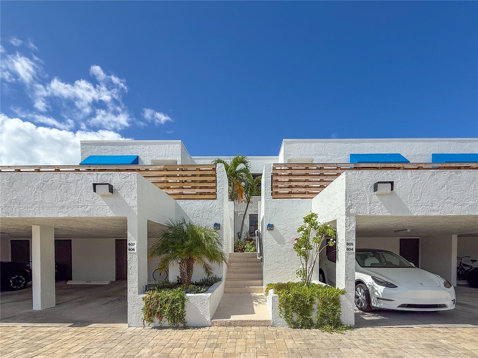 806 Bayport Way, FL