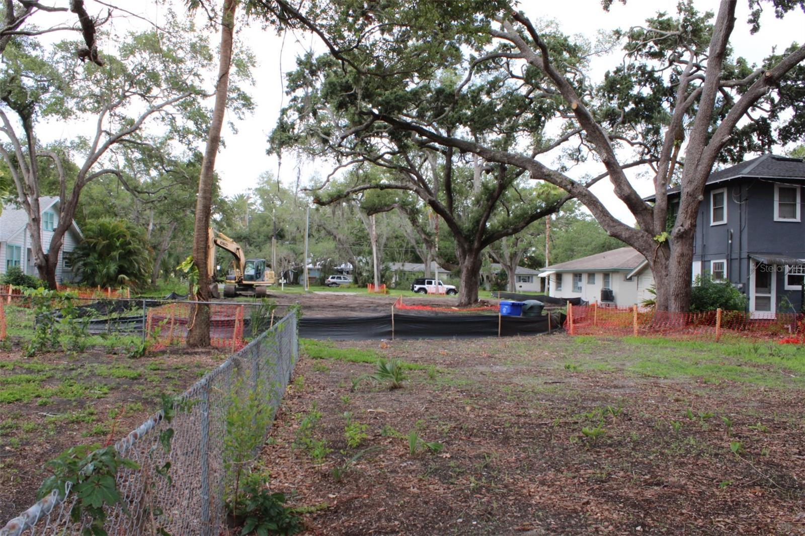 300 President Street, FL
