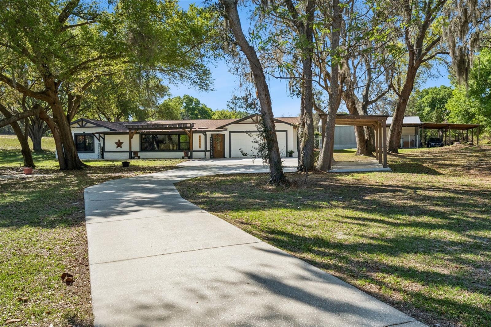 15436 Vinola Drive, FL