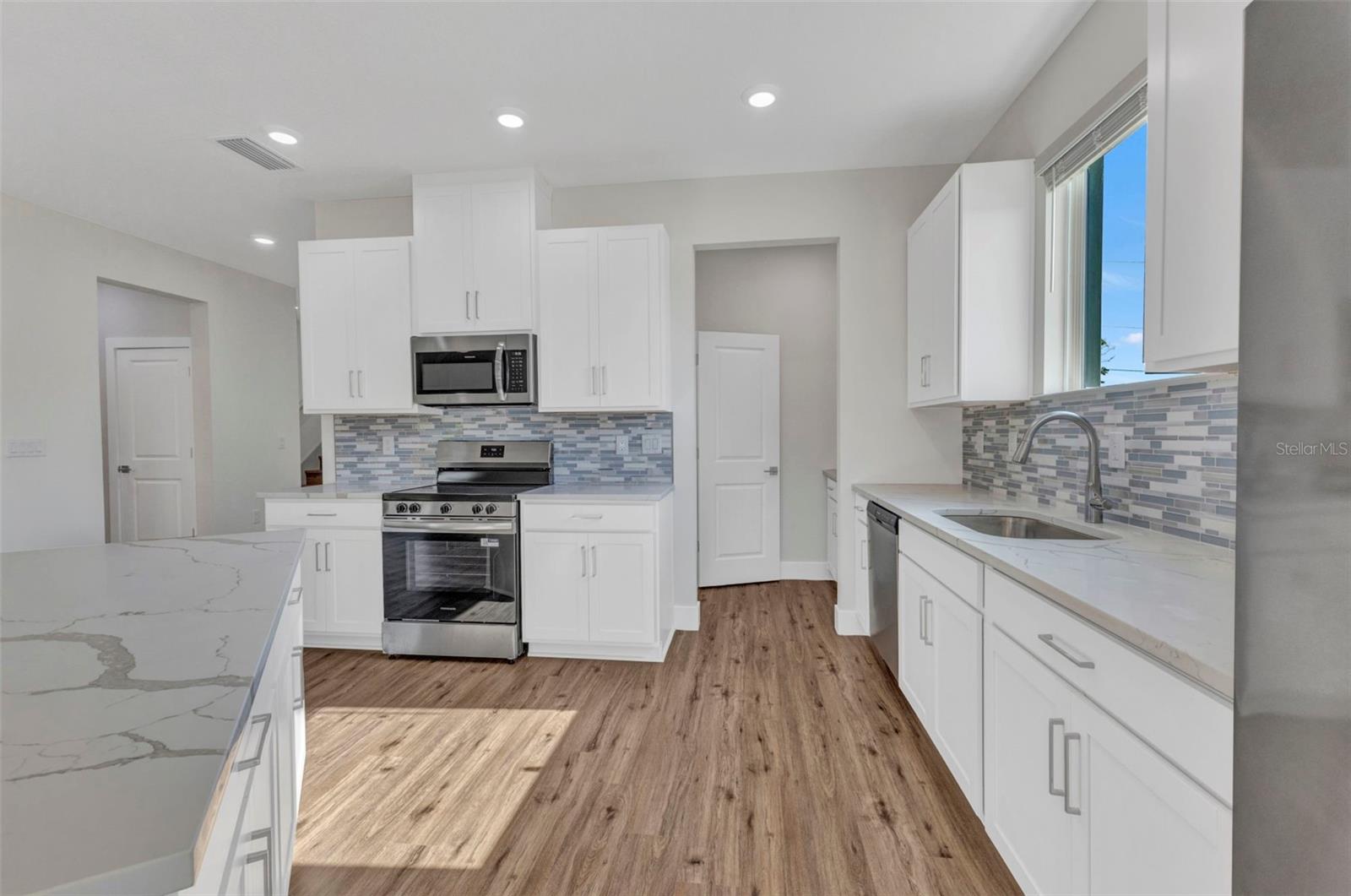 0997160030 Bolander Terrace, FL