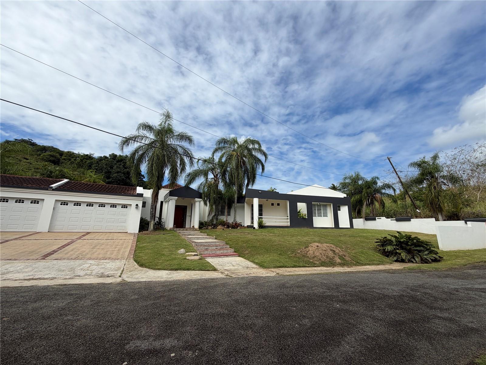 16 Trinitaria, PR