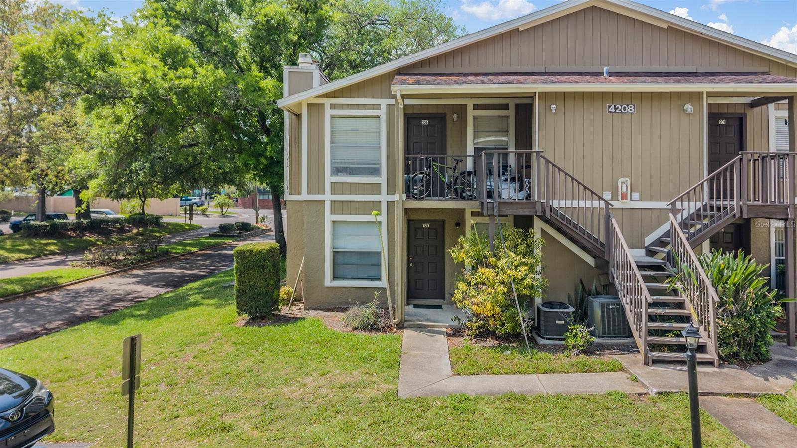 4208 Winding Moss Trail, FL