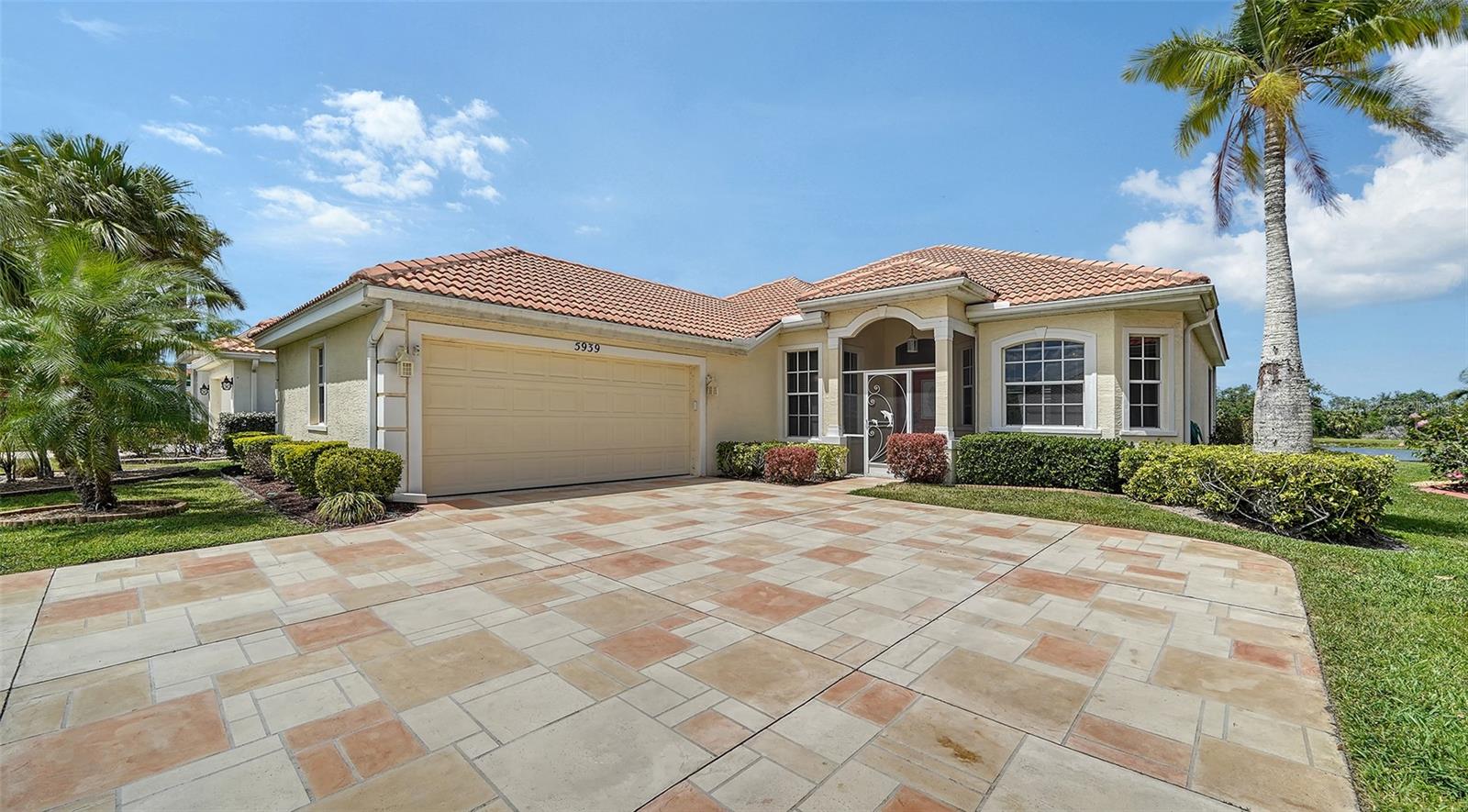 5939 Sandstone Ave, FL
