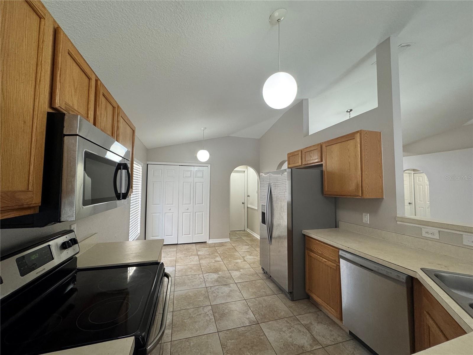 357 Squires Grove Drive, FL