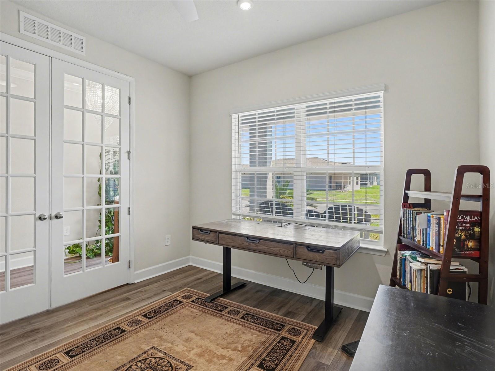 608 Rominger Loop, FL