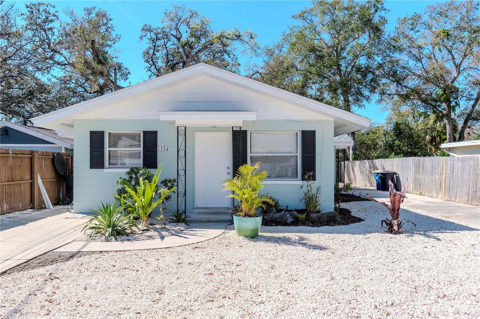 1332/1334 Tioga Avenue, FL