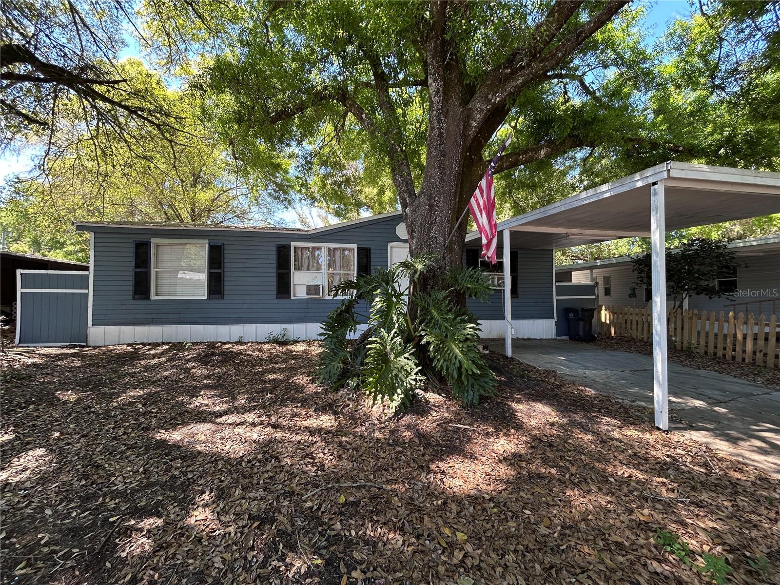 10638 Bay Hills Circle, FL