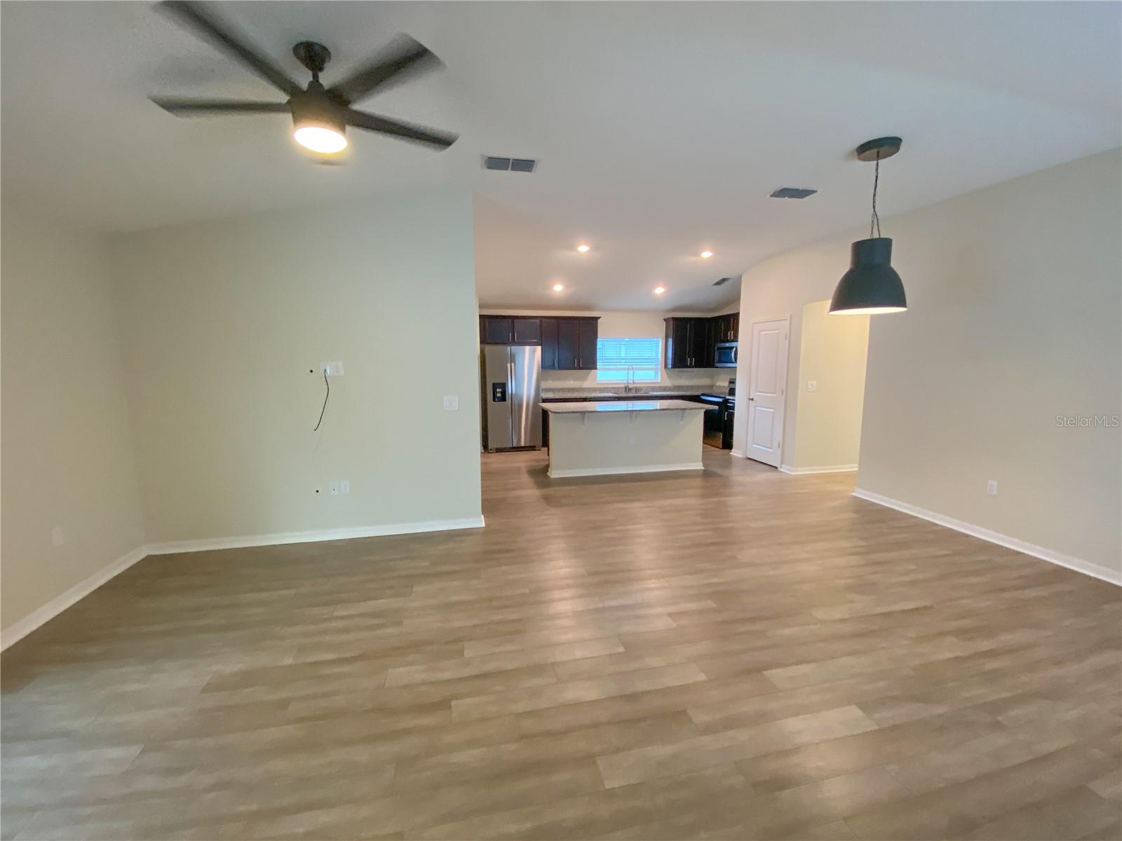 4637 Glencrest Loop, FL