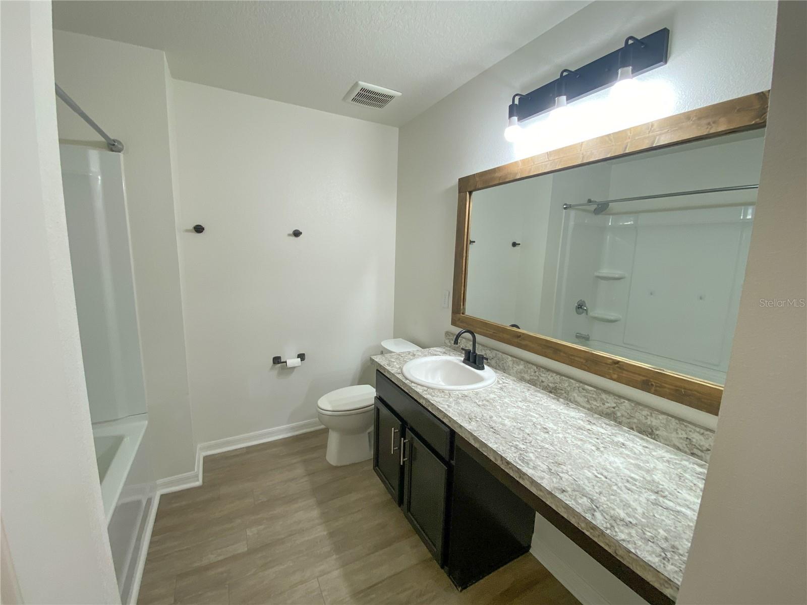 4637 Glencrest Loop, FL