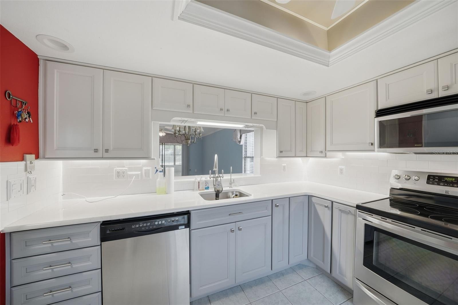 2130 Elm Street, FL