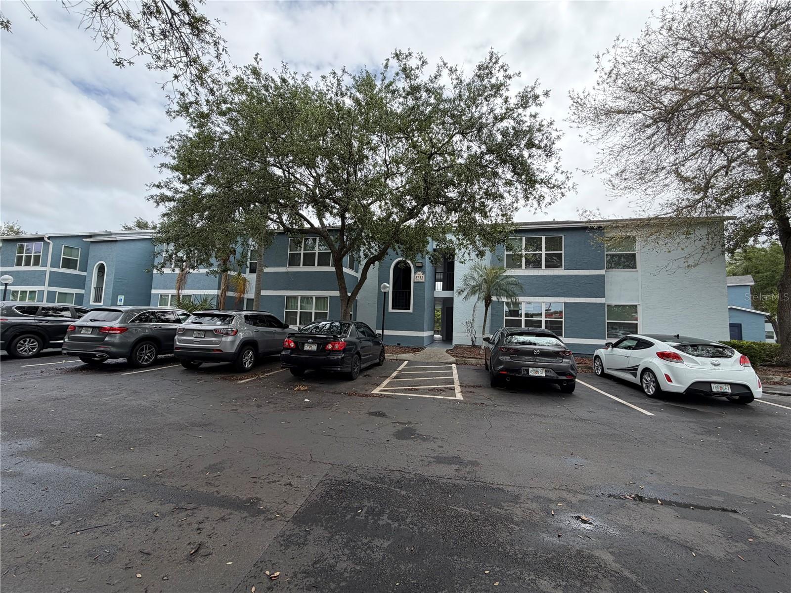 5713 Gatlin Avenue, FL