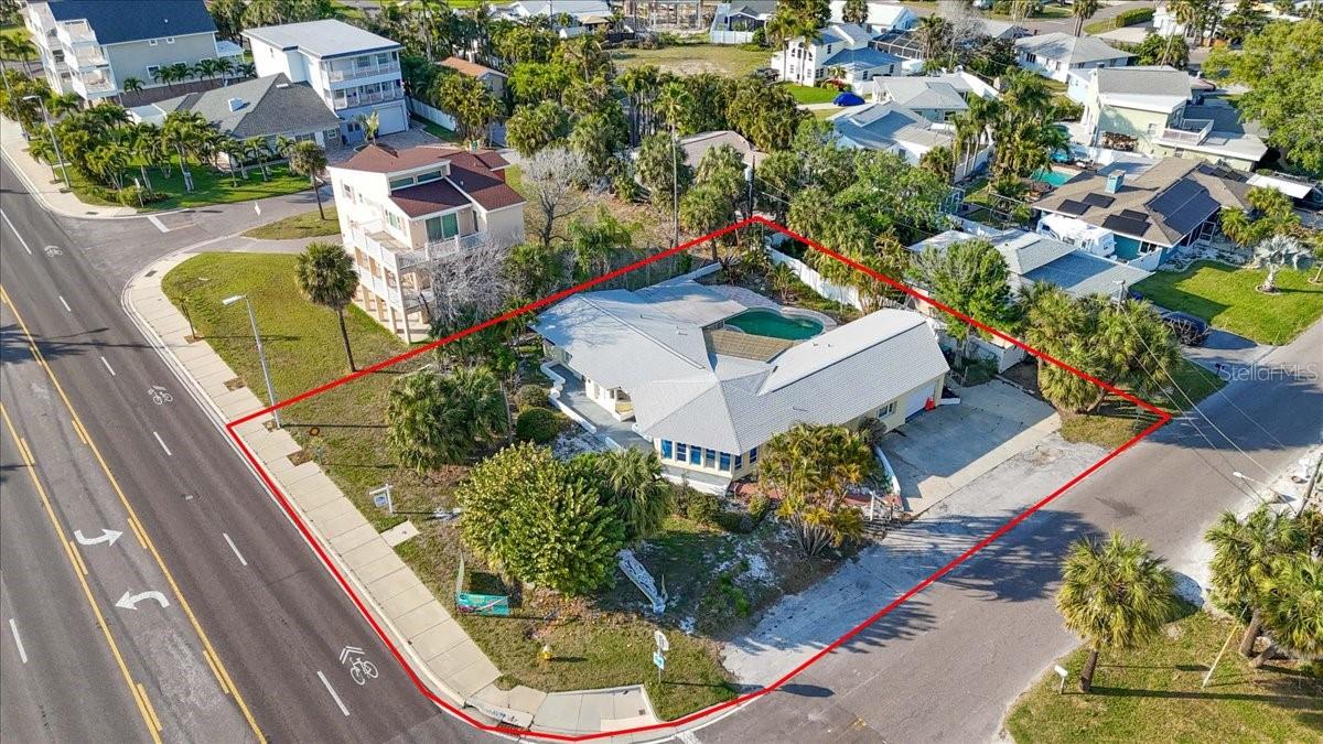 16007 Gulf Blvd, FL