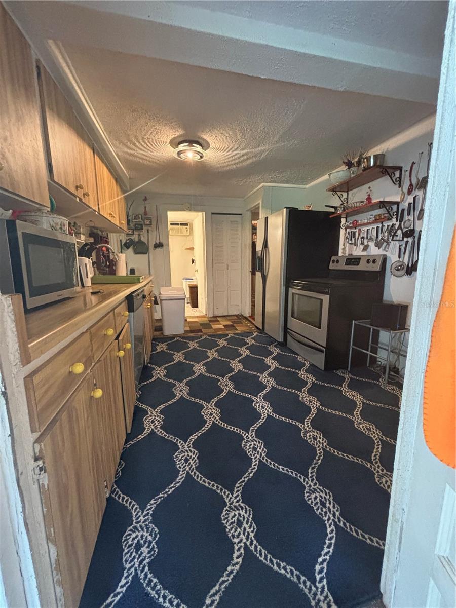 1811 Beachway Lane, FL