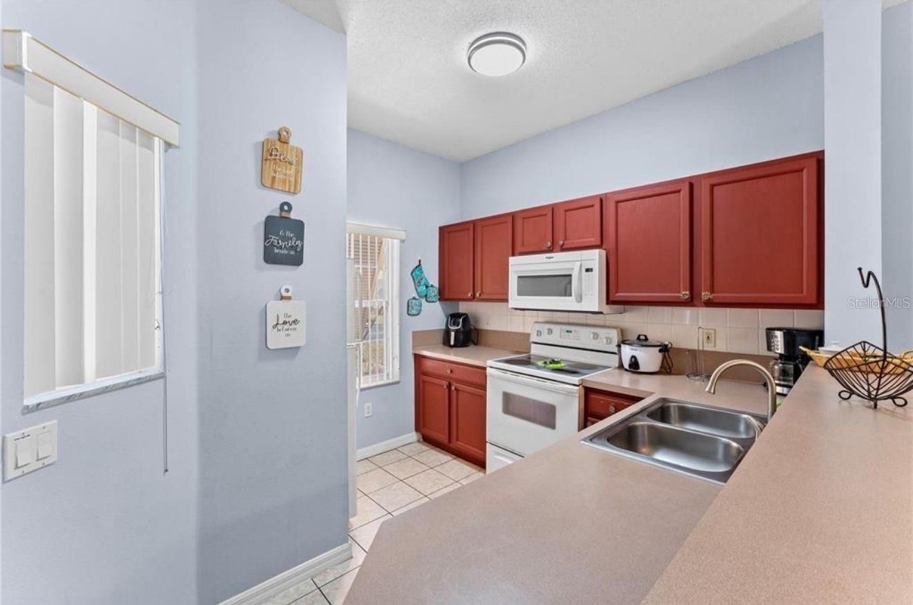 1017 Park Ridge Circle, FL