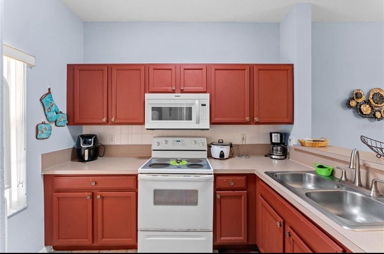 1017 Park Ridge Circle, FL
