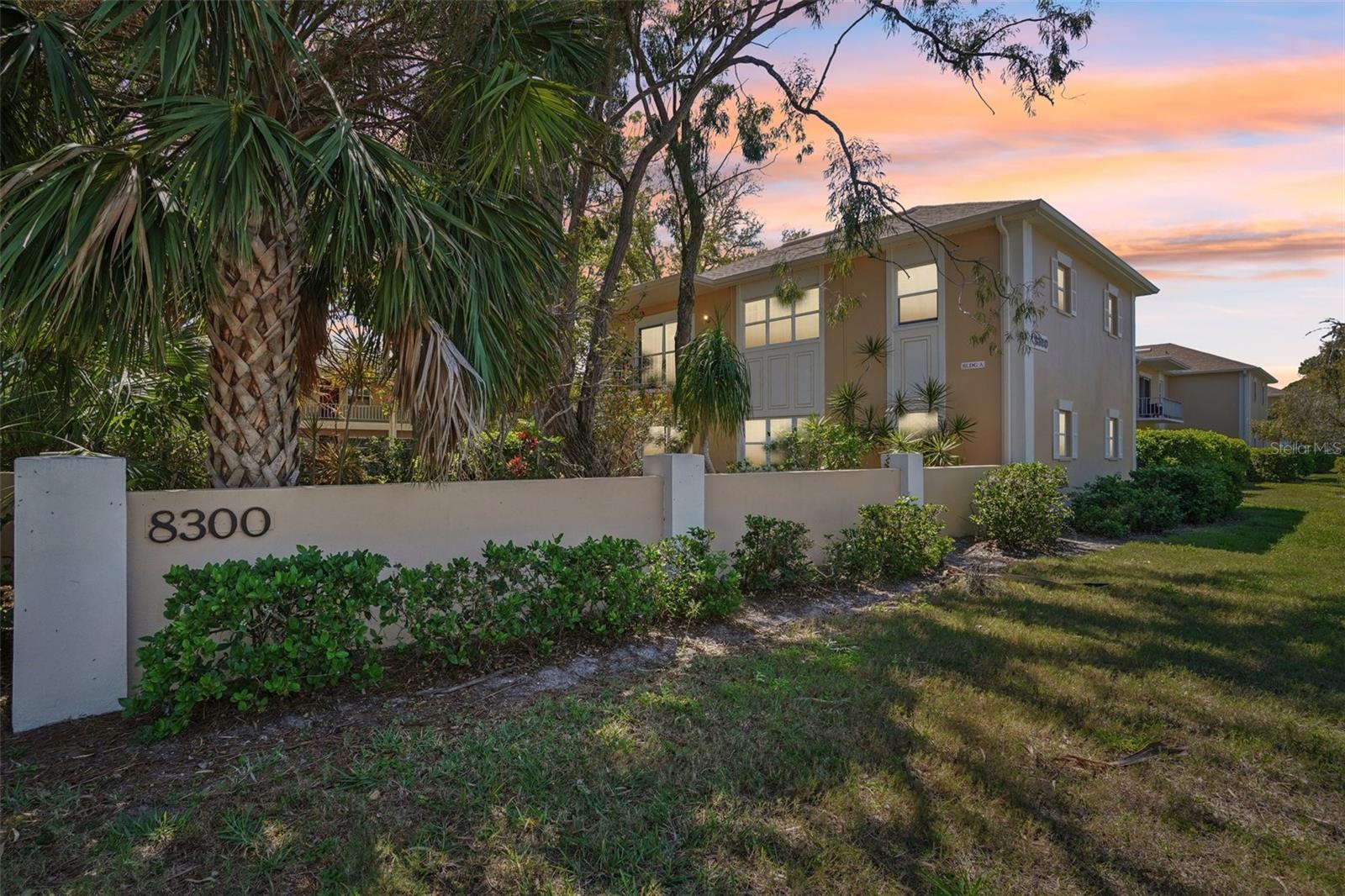 8300 Bardmoor Blvd #103, FL