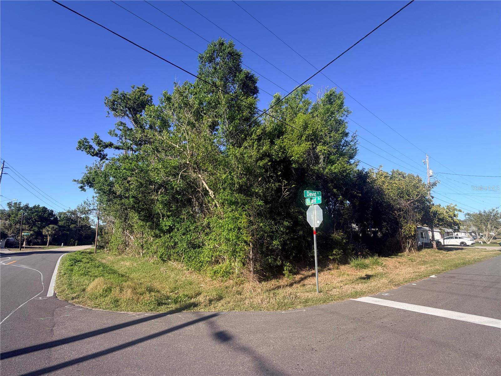 901 Oxford Drive, FL