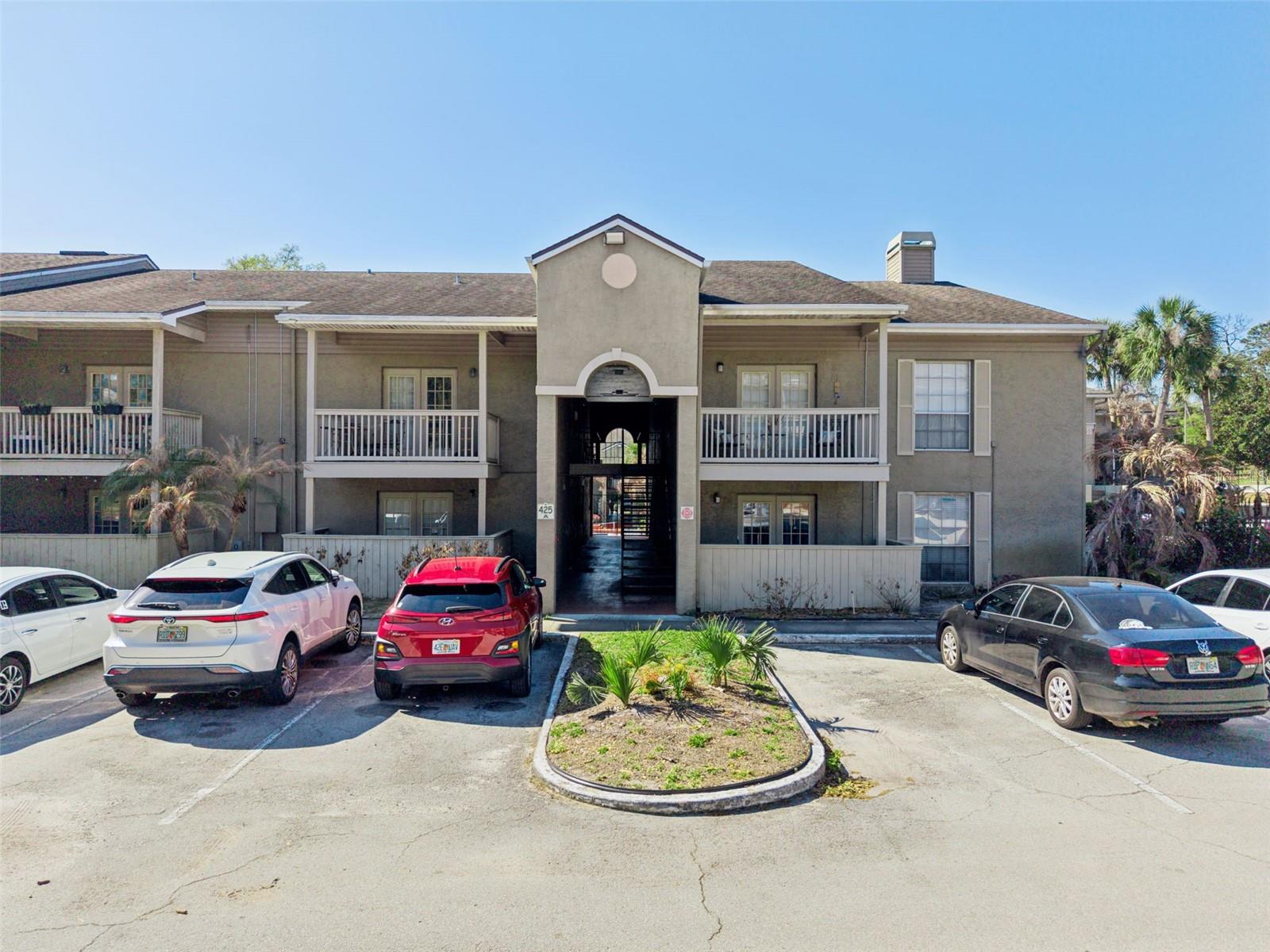 425 Wymore Rd #201, FL