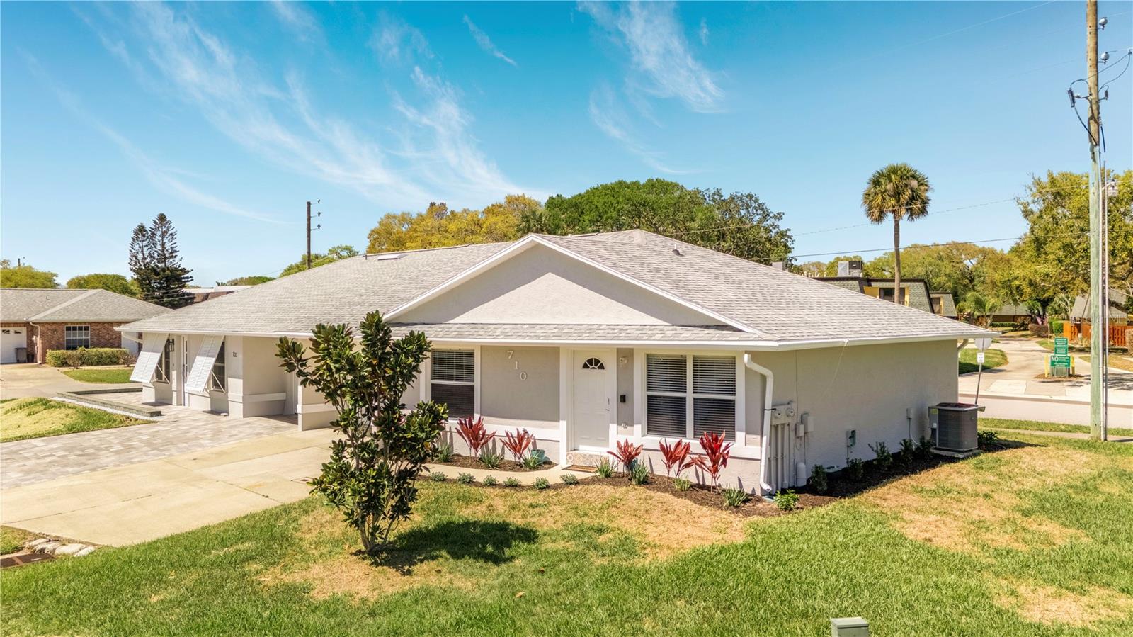 710 River Oaks Cir, FL