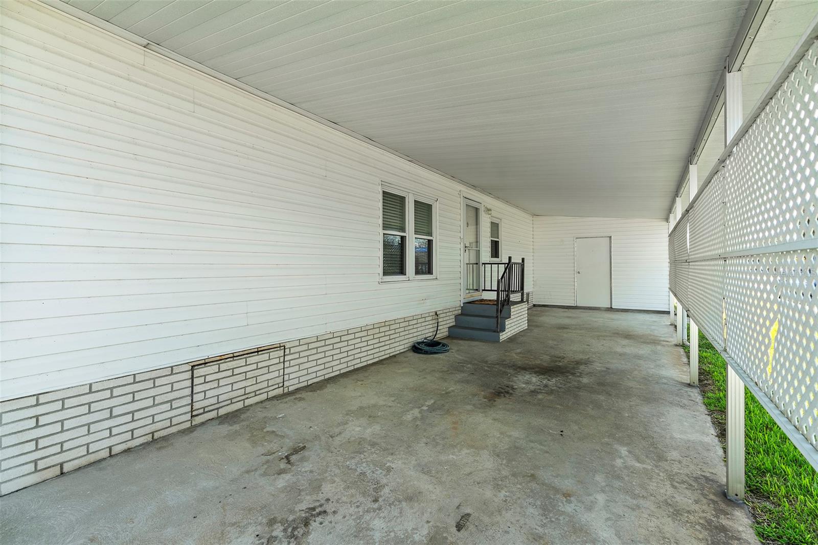 2519 Independence Ln, FL