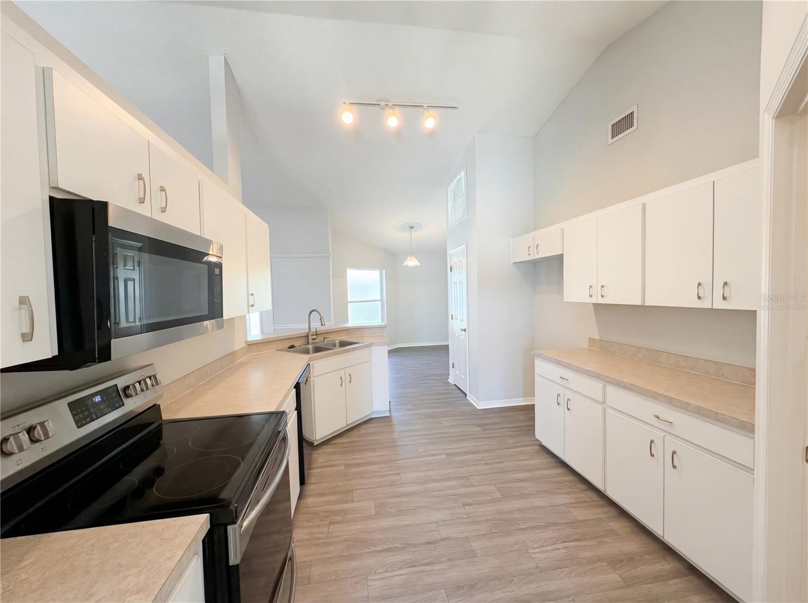 6371 Hampton Pointe Circle, FL
