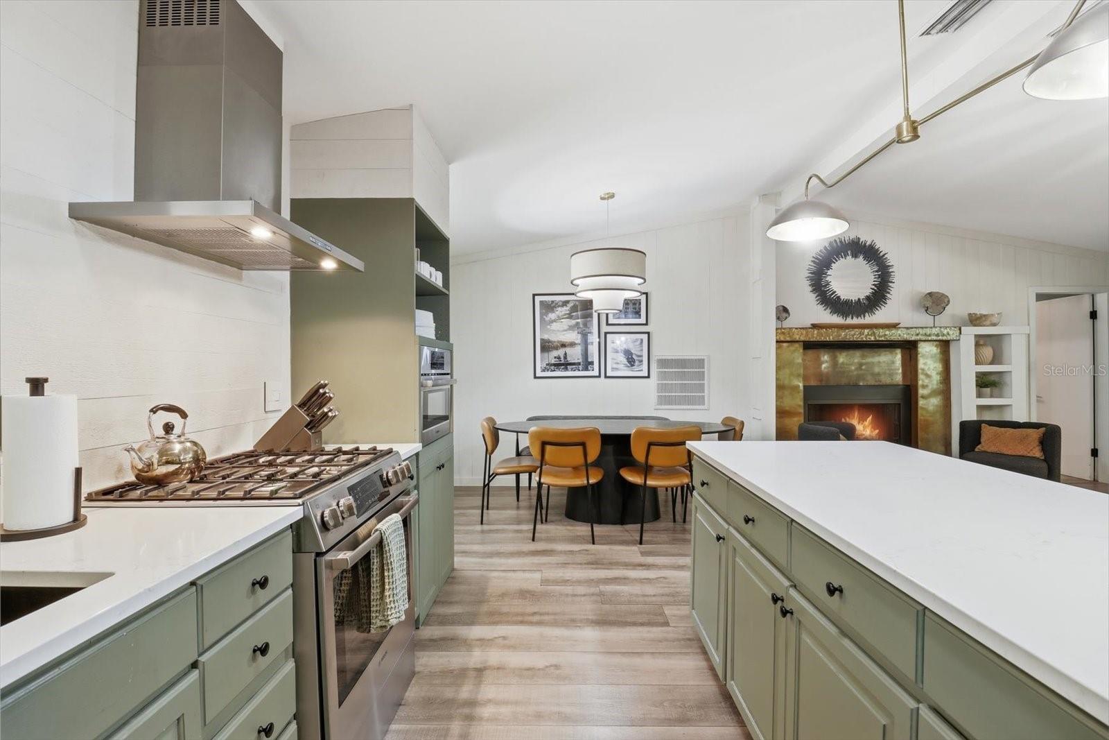 8952 White Dogwood Drive, FL