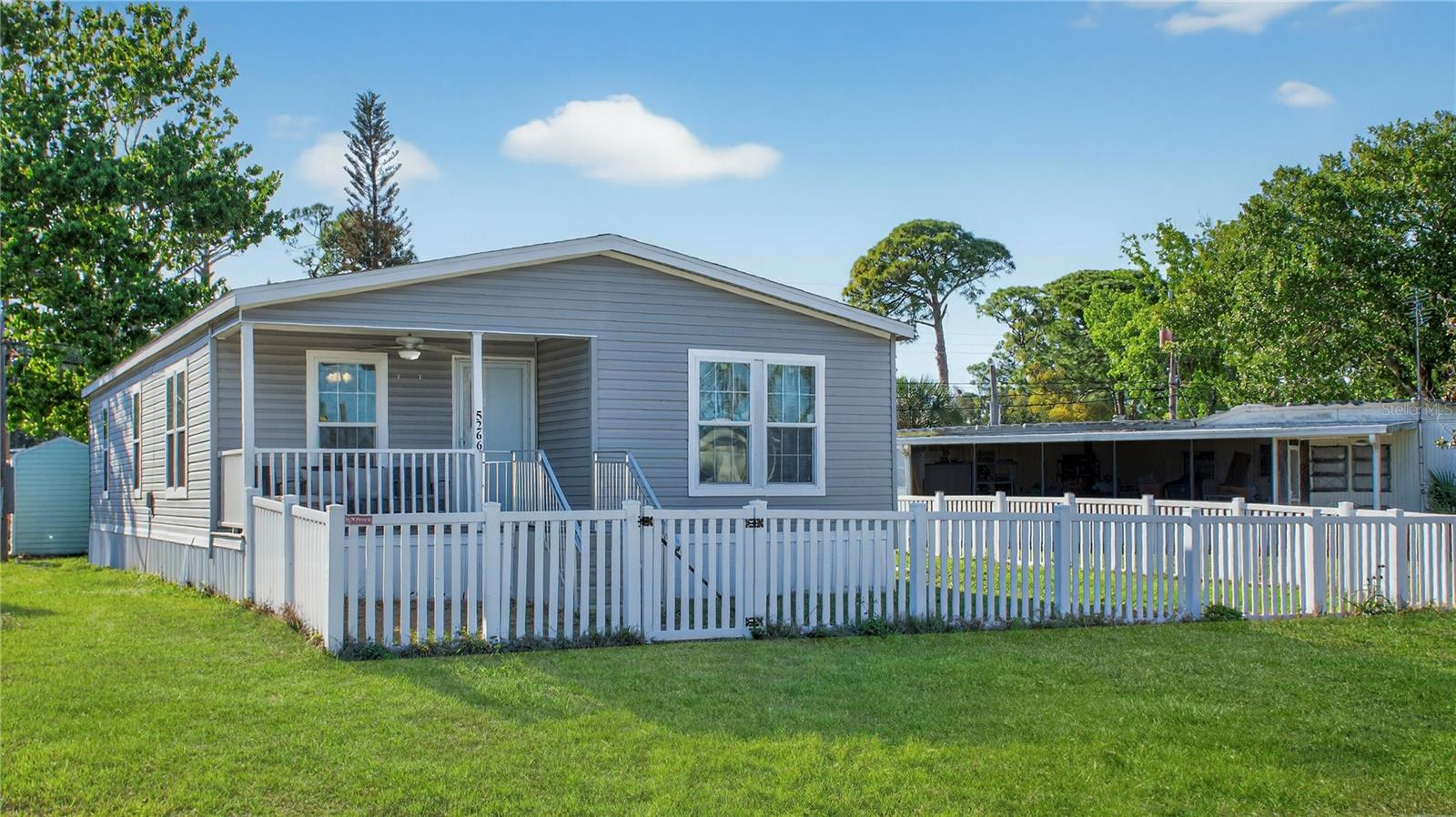 5266 Pineland Avenue, FL
