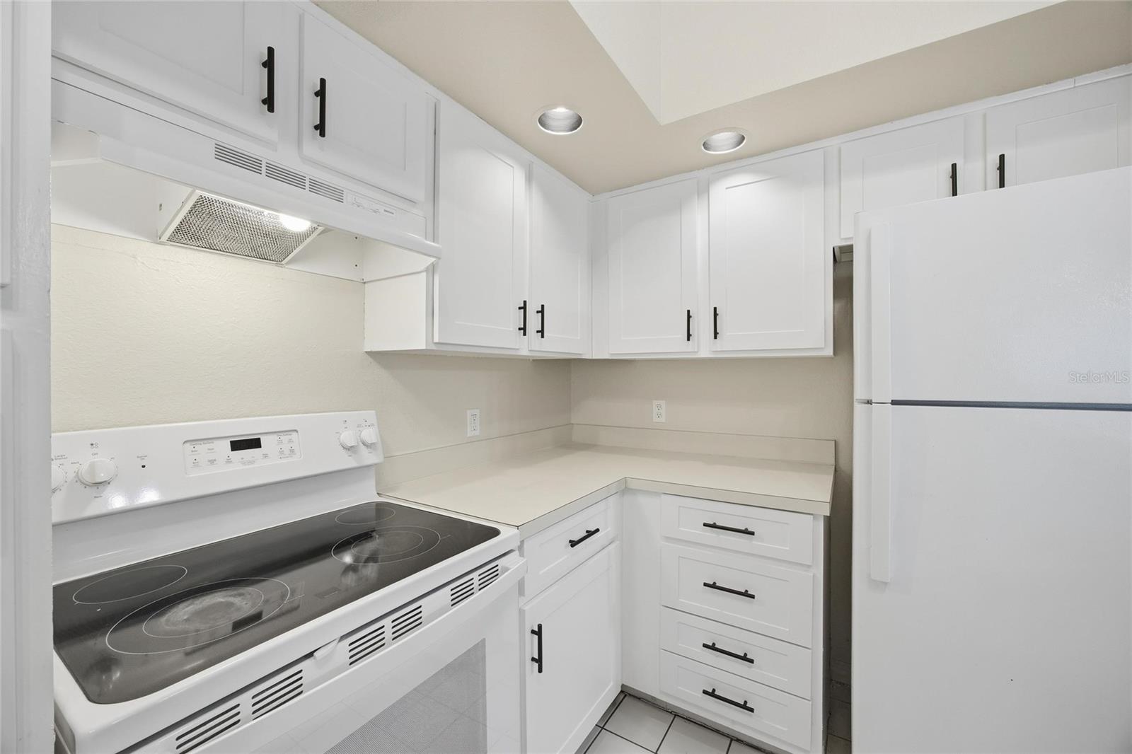 4532 Commander Drive, FL