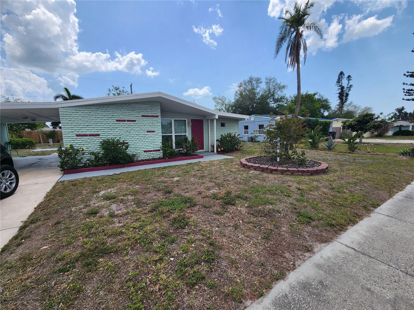 2120 Bayshore Gardens Parkway, FL
