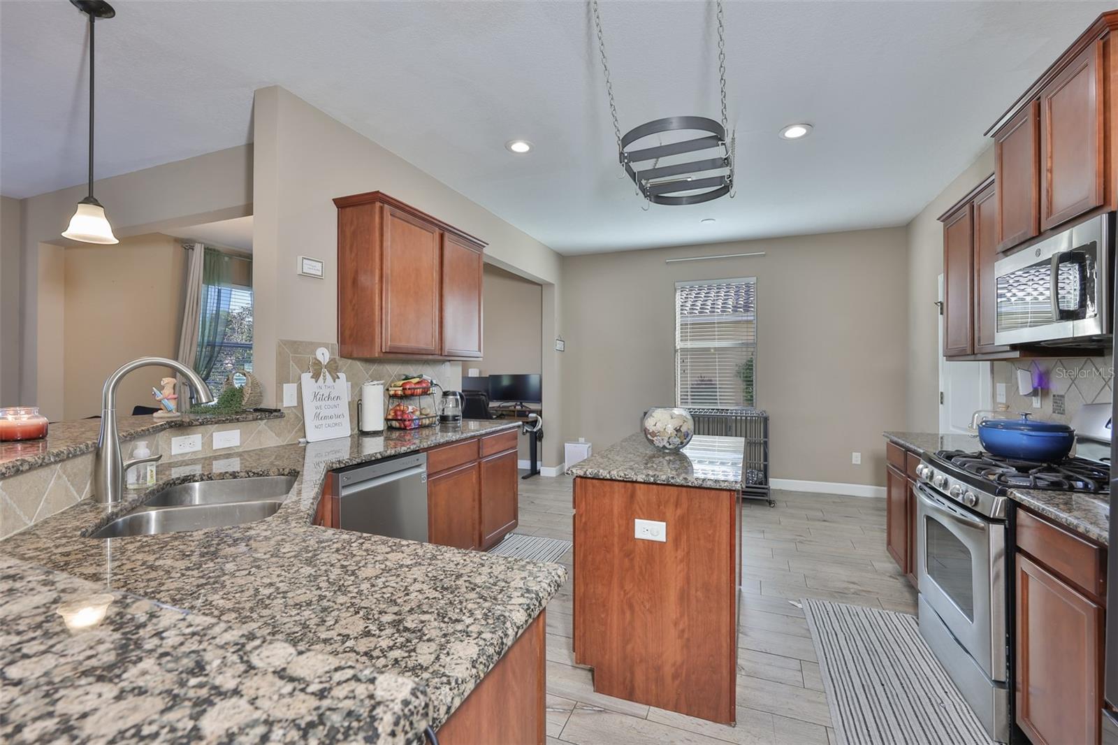 5779 Aaron Court, FL