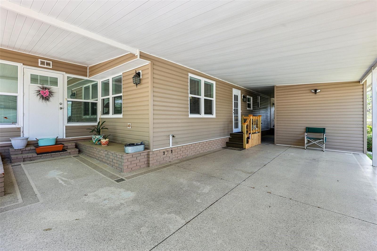 105 Orchid Way, FL