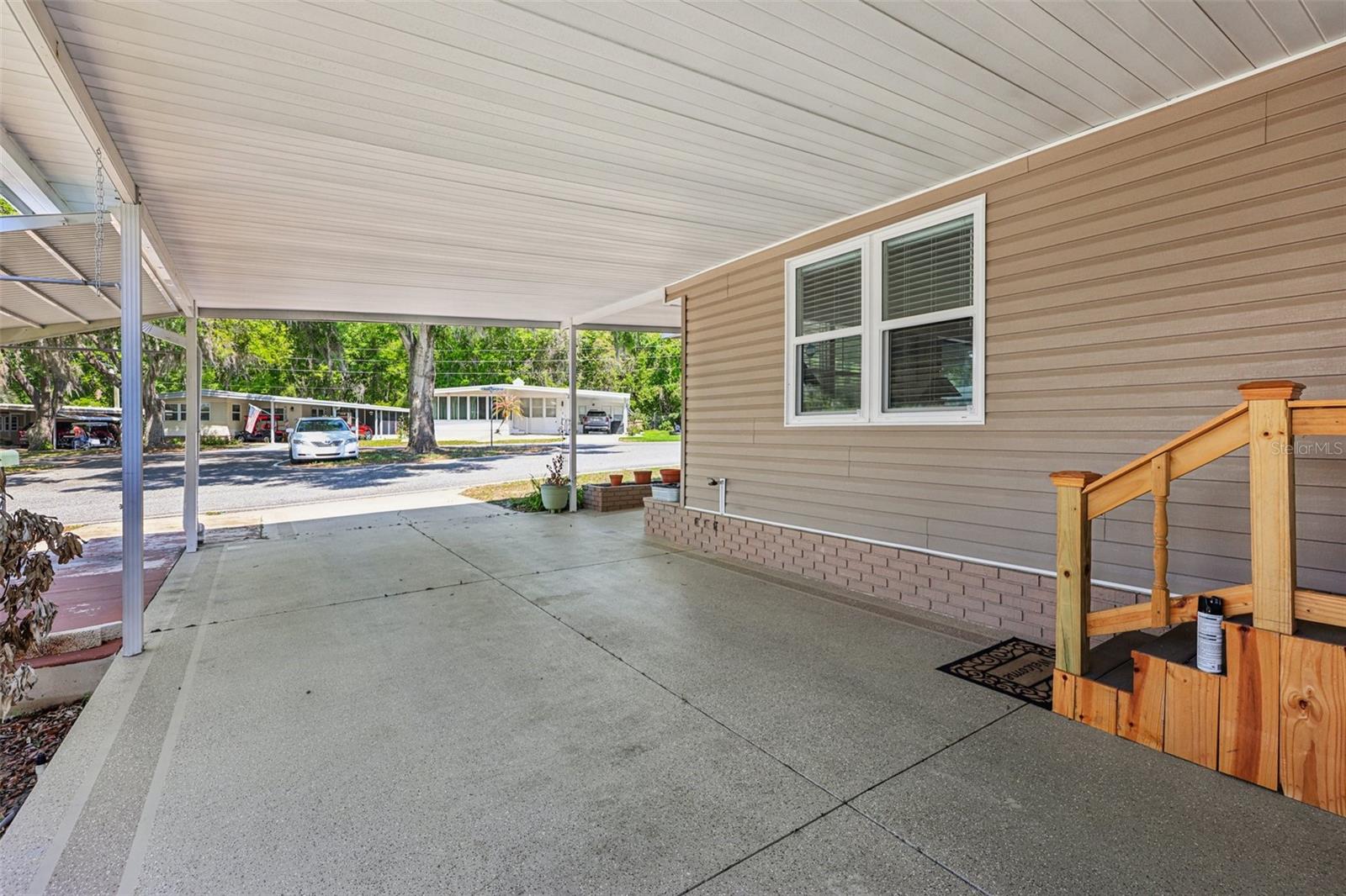 105 Orchid Way, FL