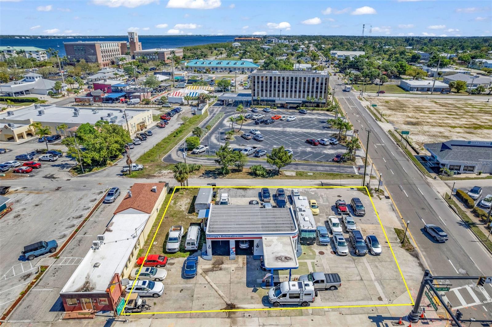 236 Tamiami Trail, FL