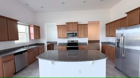 3879 Shoreside Drive, FL