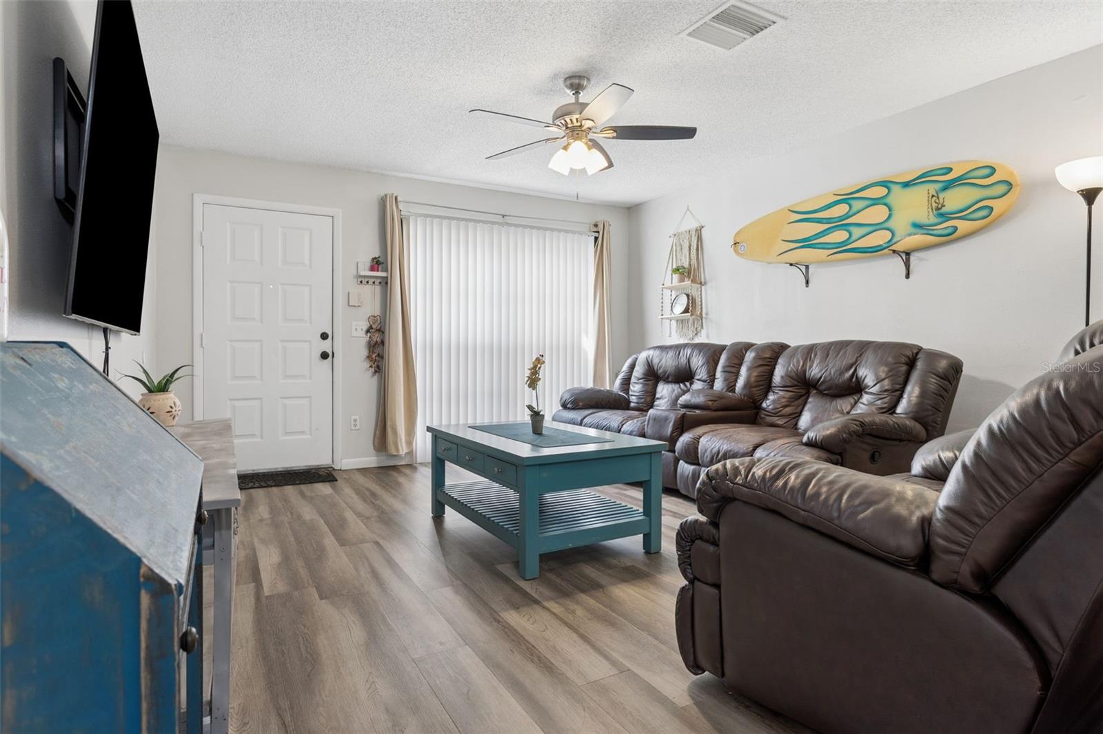 425 Kensington Lake Circle, FL