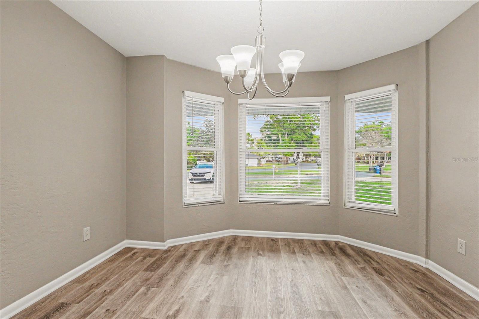 4643 Valley View Drive, FL