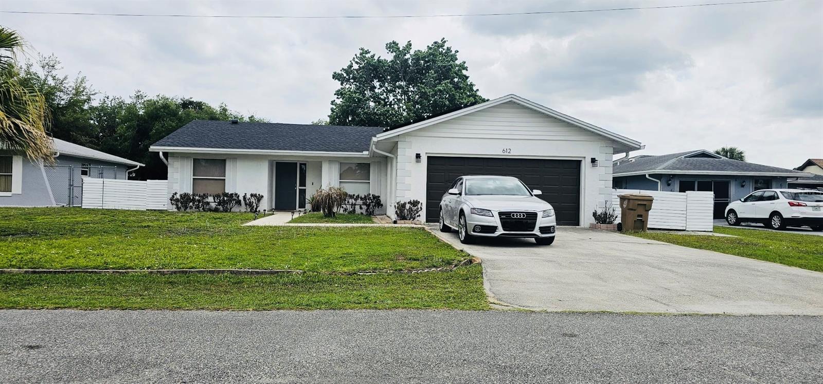 612 Estrada Lane, FL