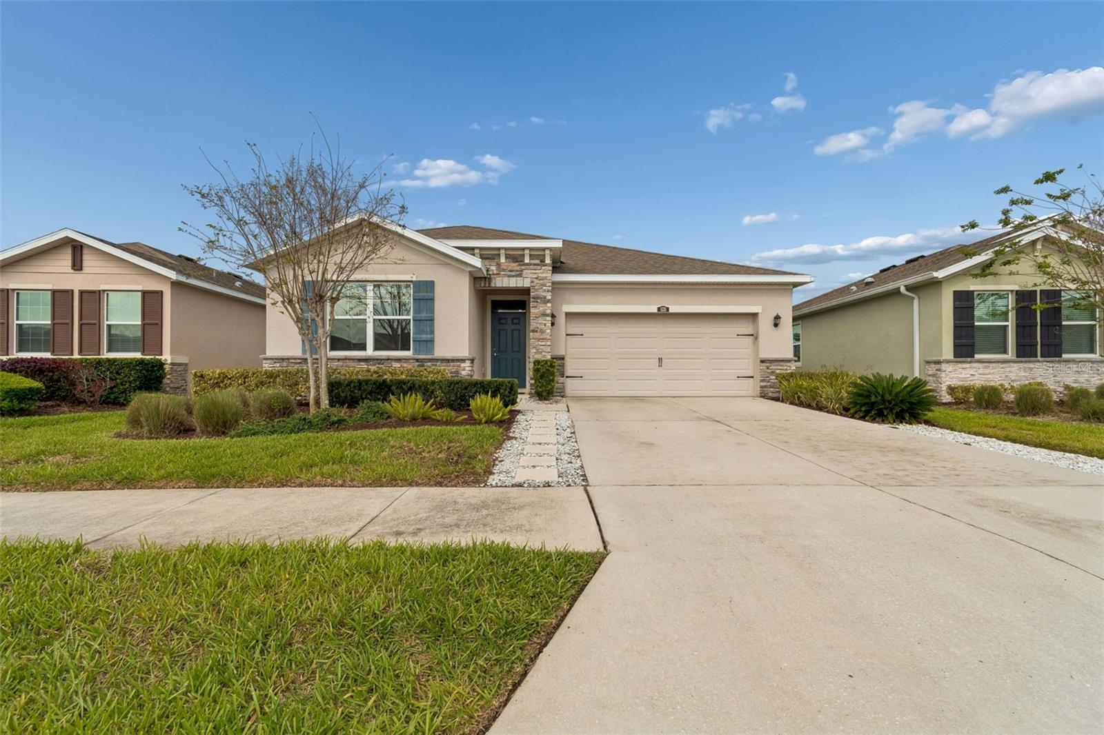 1135 Pipestone Pl, FL
