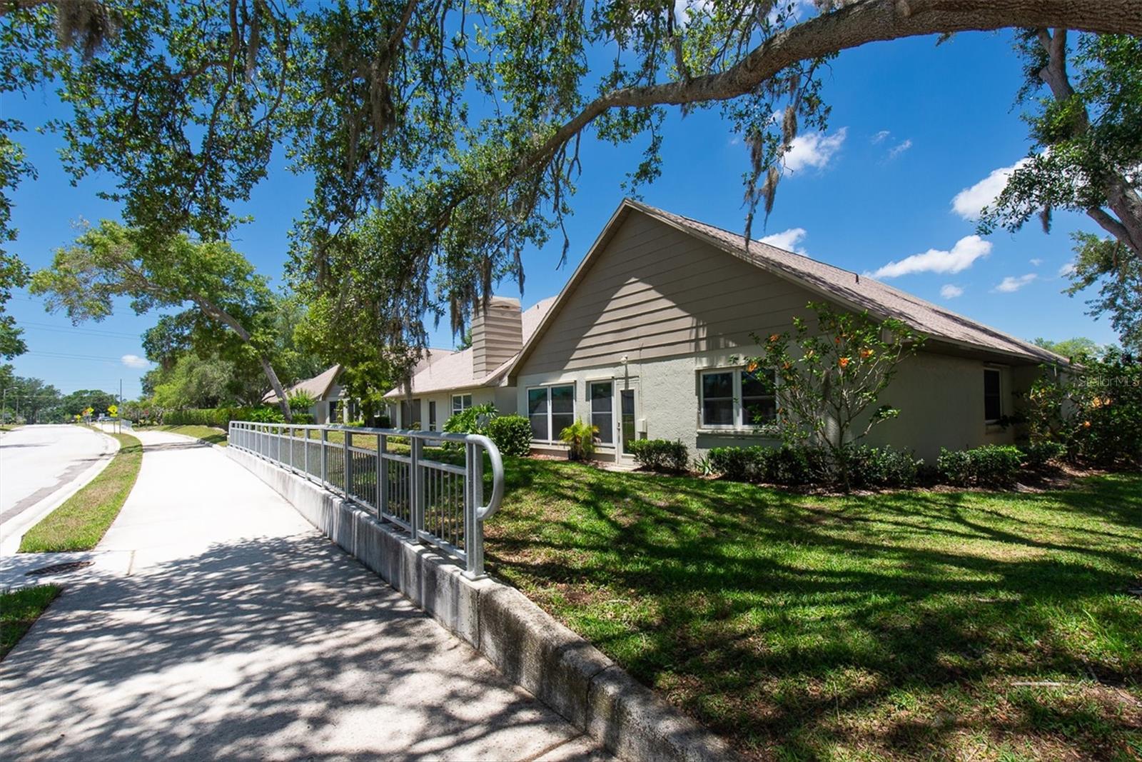 3392 Dumaine Court, FL